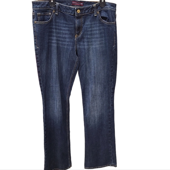 Tommy Hilfiger Dark Wash Bootcut Jeans size 12 - Picture 2 of 6